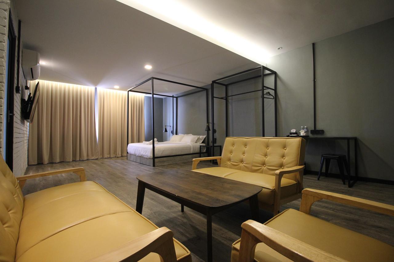 68 Boutique Hotel Sitiawan Exterior foto